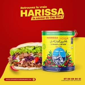 une boite harissa le phare du cap bon avec un sandwich kebab